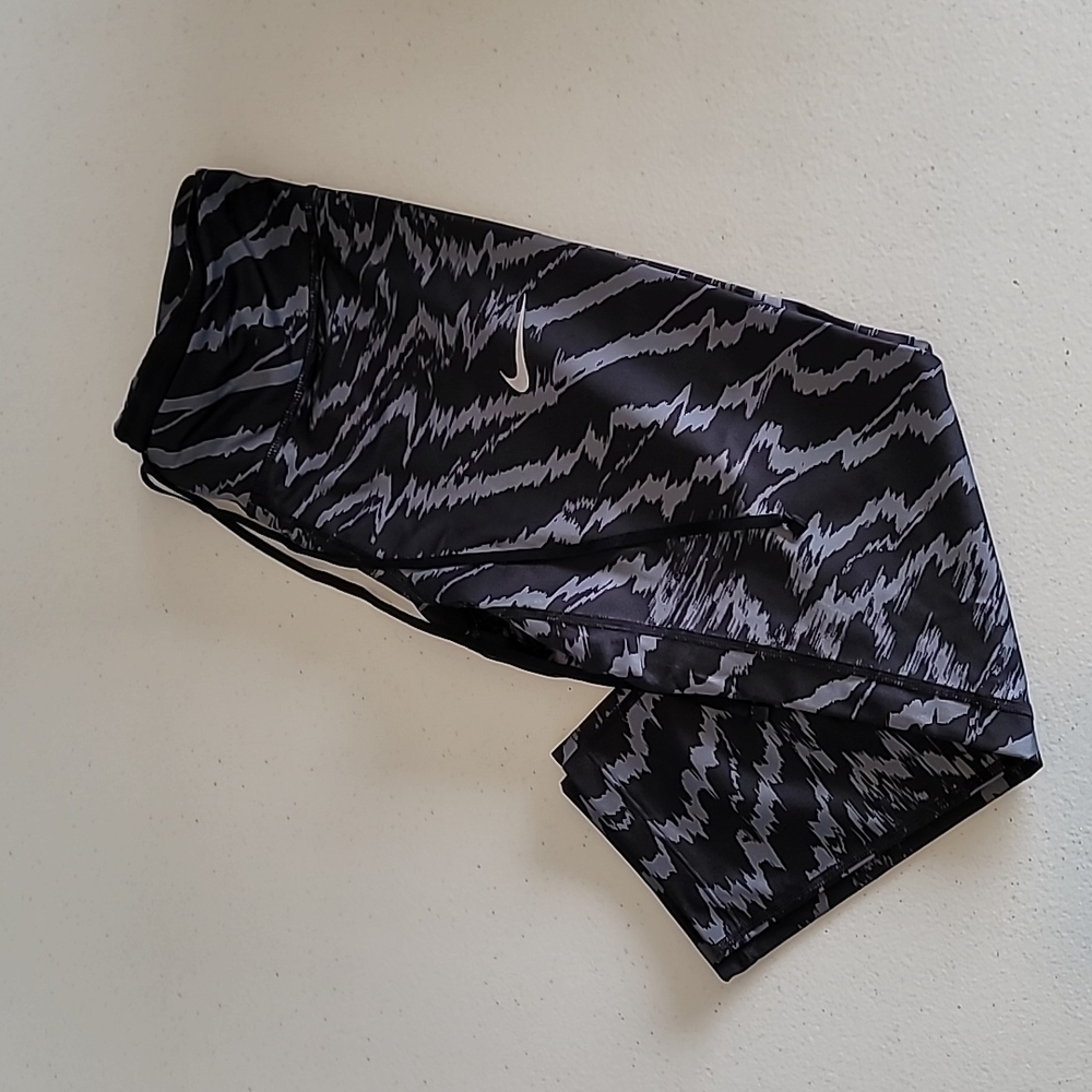 Nike Dri-fit Large running capris